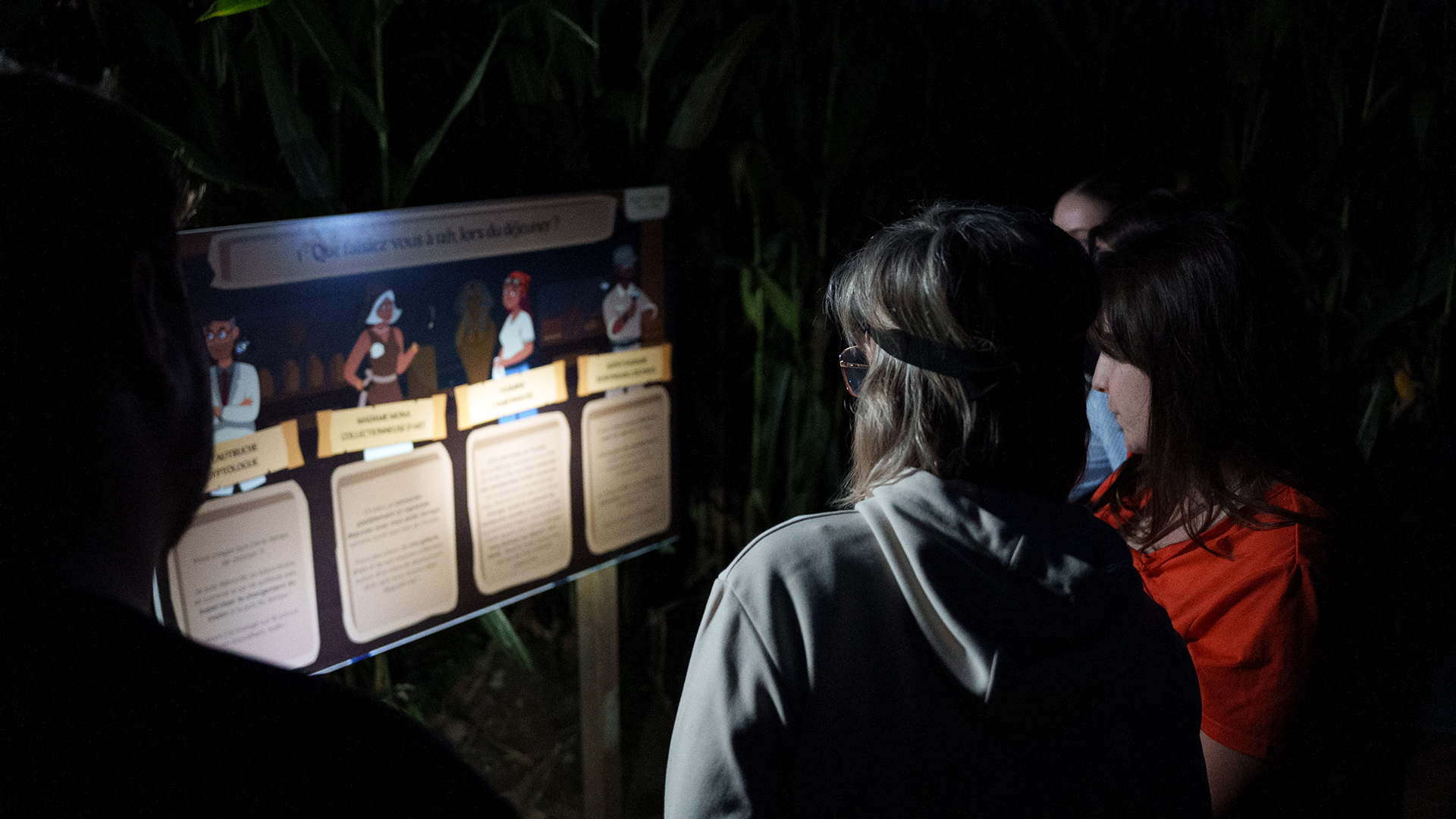 Photo parcours corn murder party nocturne pop corn labyrinthe