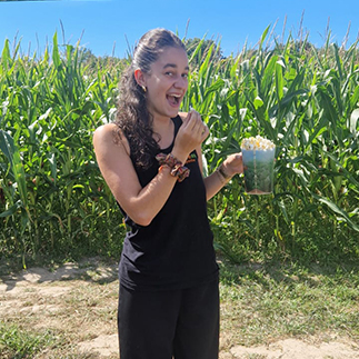 Photo recrutement pop corn labyrinthe astrid